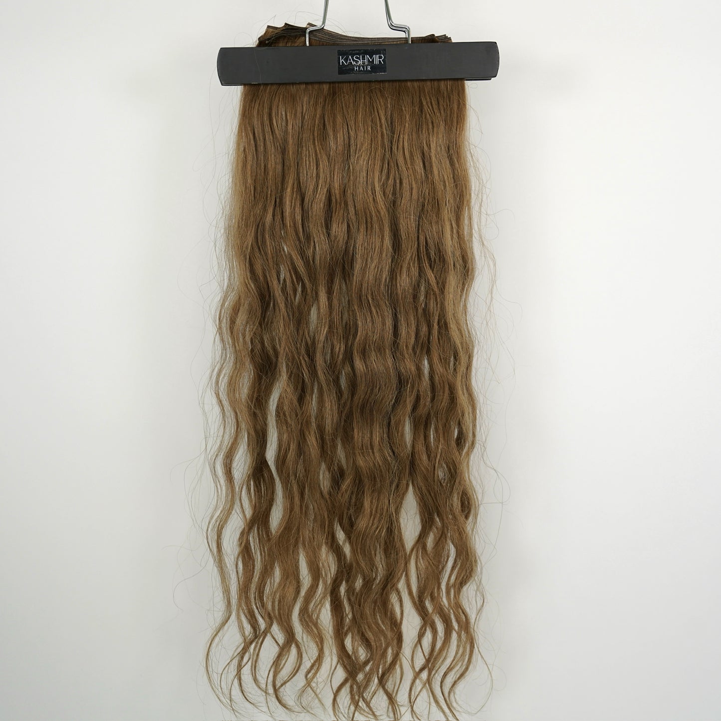 Kashmir Flat Weft - 24” Light Brown Wavy - 2 Wefts