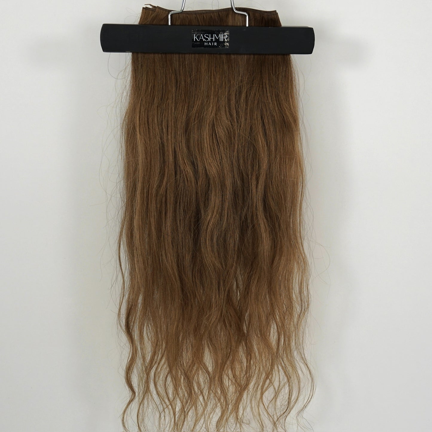 Kashmir Flat Weft - 18” Light Brown Wavy - 3 Wefts