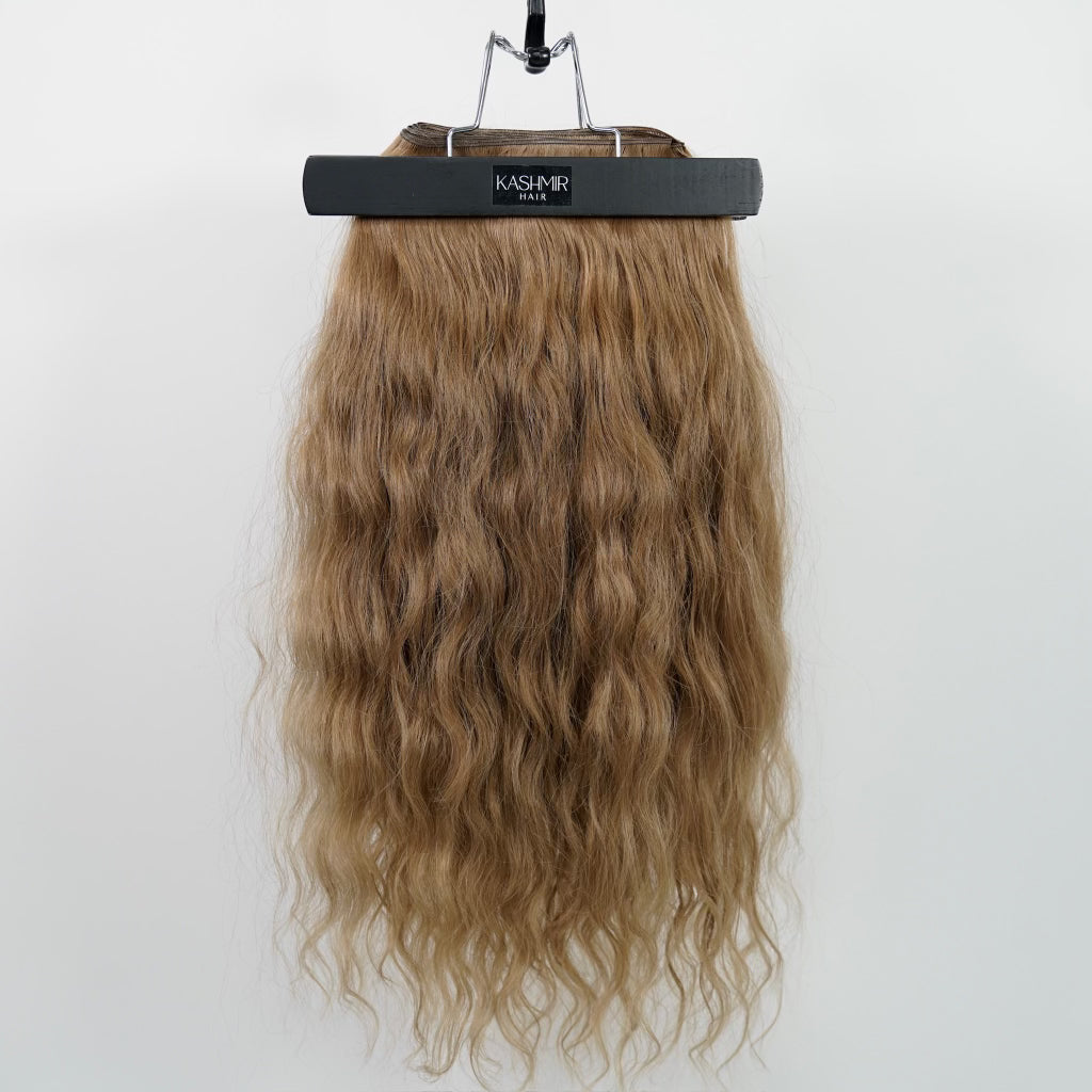 Kashmir Flat Weft - 18" Light Brown Wavy - 4 Wefts