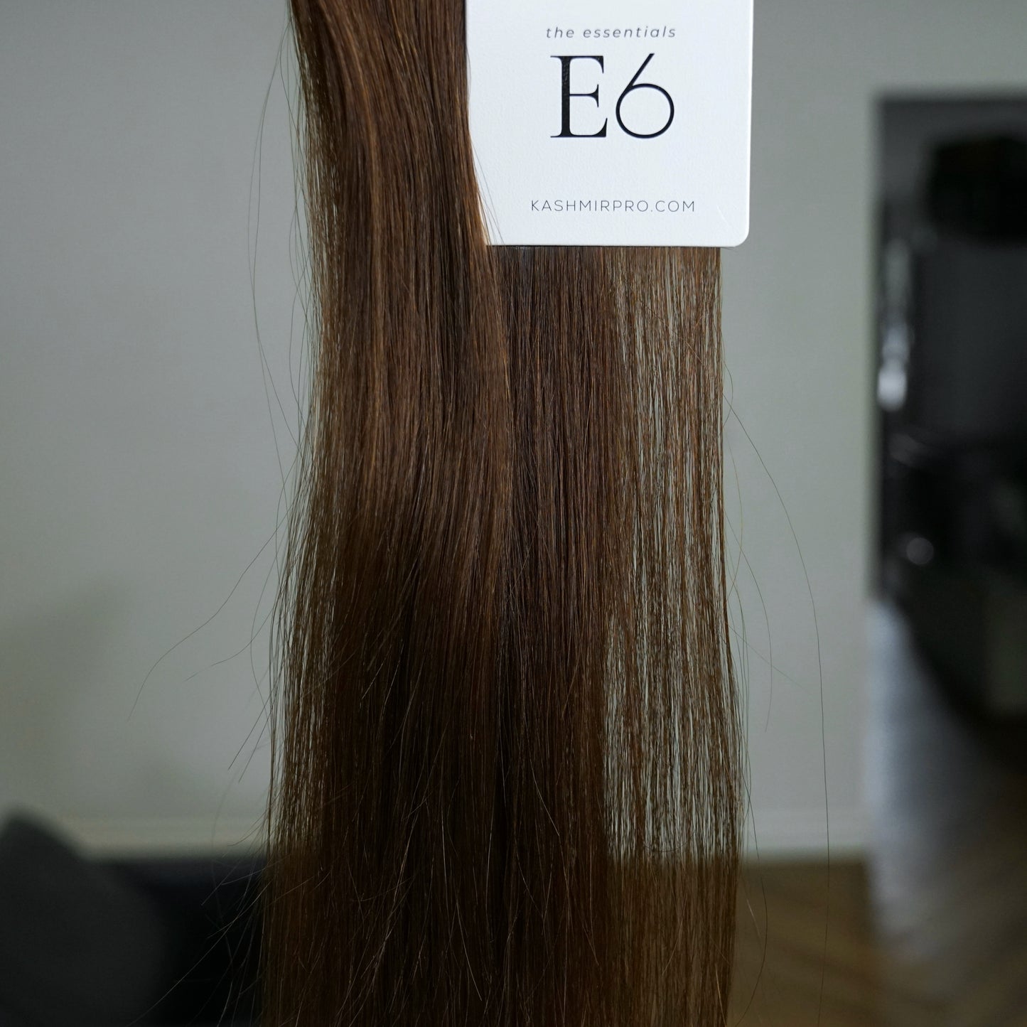 Khroma: The Essentials - E6