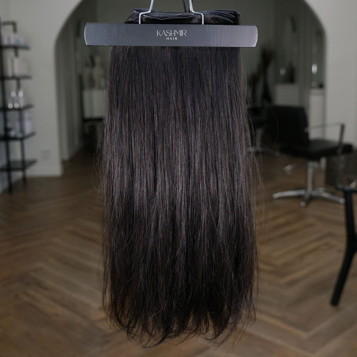 18" Dark Brown Straight - 6 Wefts